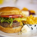 Burger with macaroni and cheese